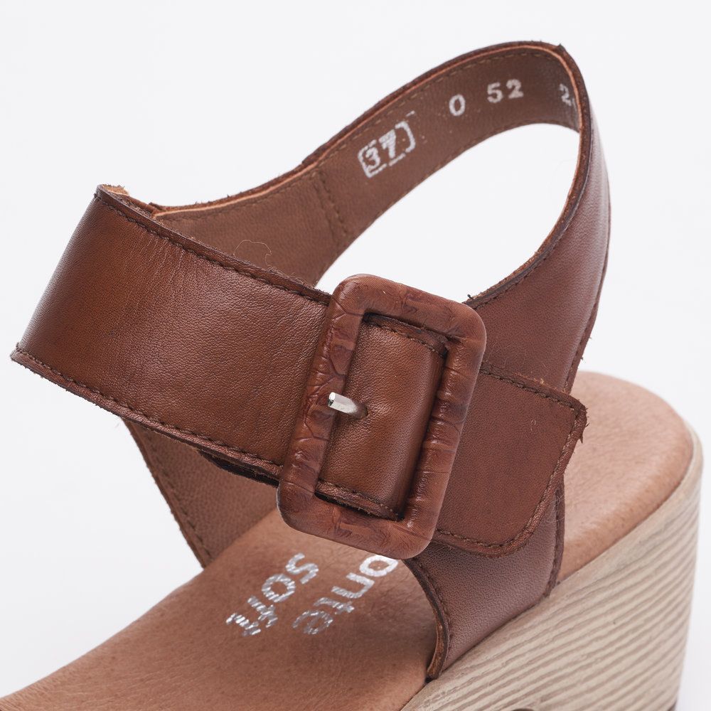 Remonte - D0N52-24- BRUN